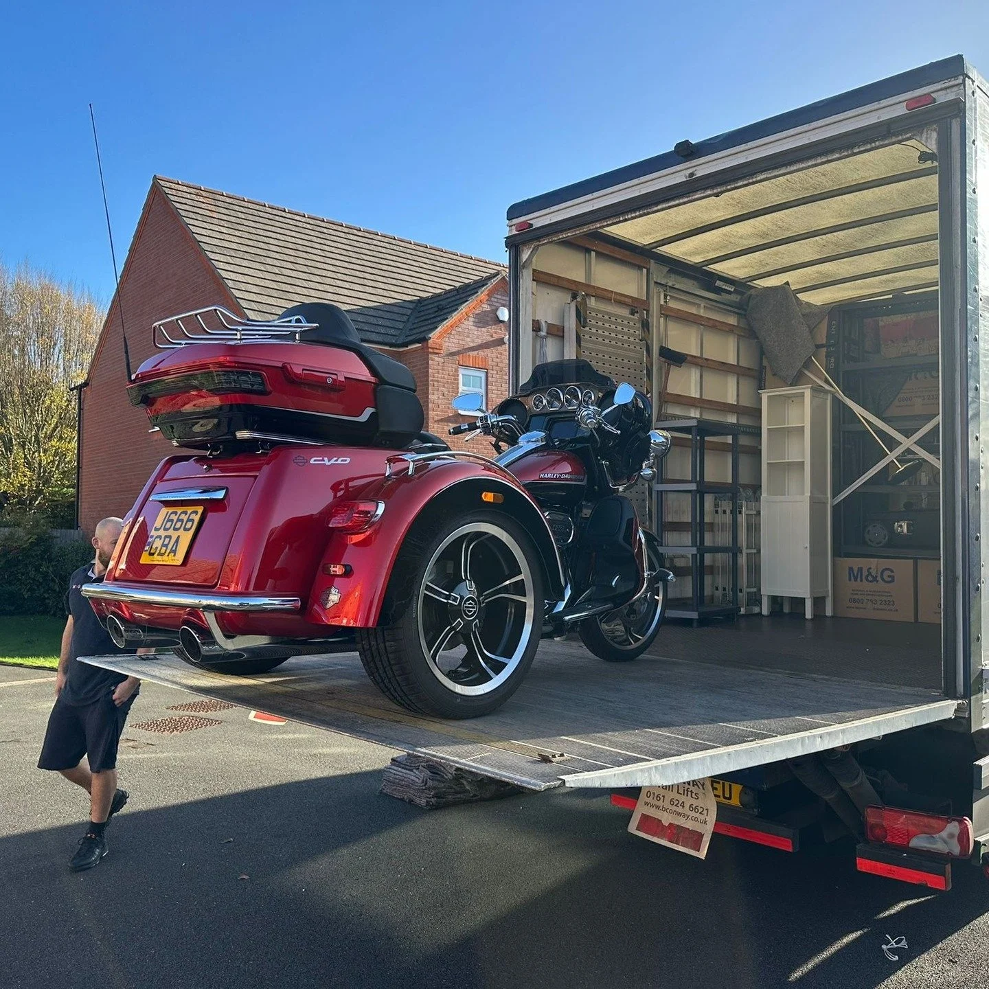 From Harley Davidsons to Smart cars, we've done it all (in the last week, actually!). 

Got a vehicle you need including in your move? We can move it.

#solihull #birmingham #Moving #Movers #uk #vehicle