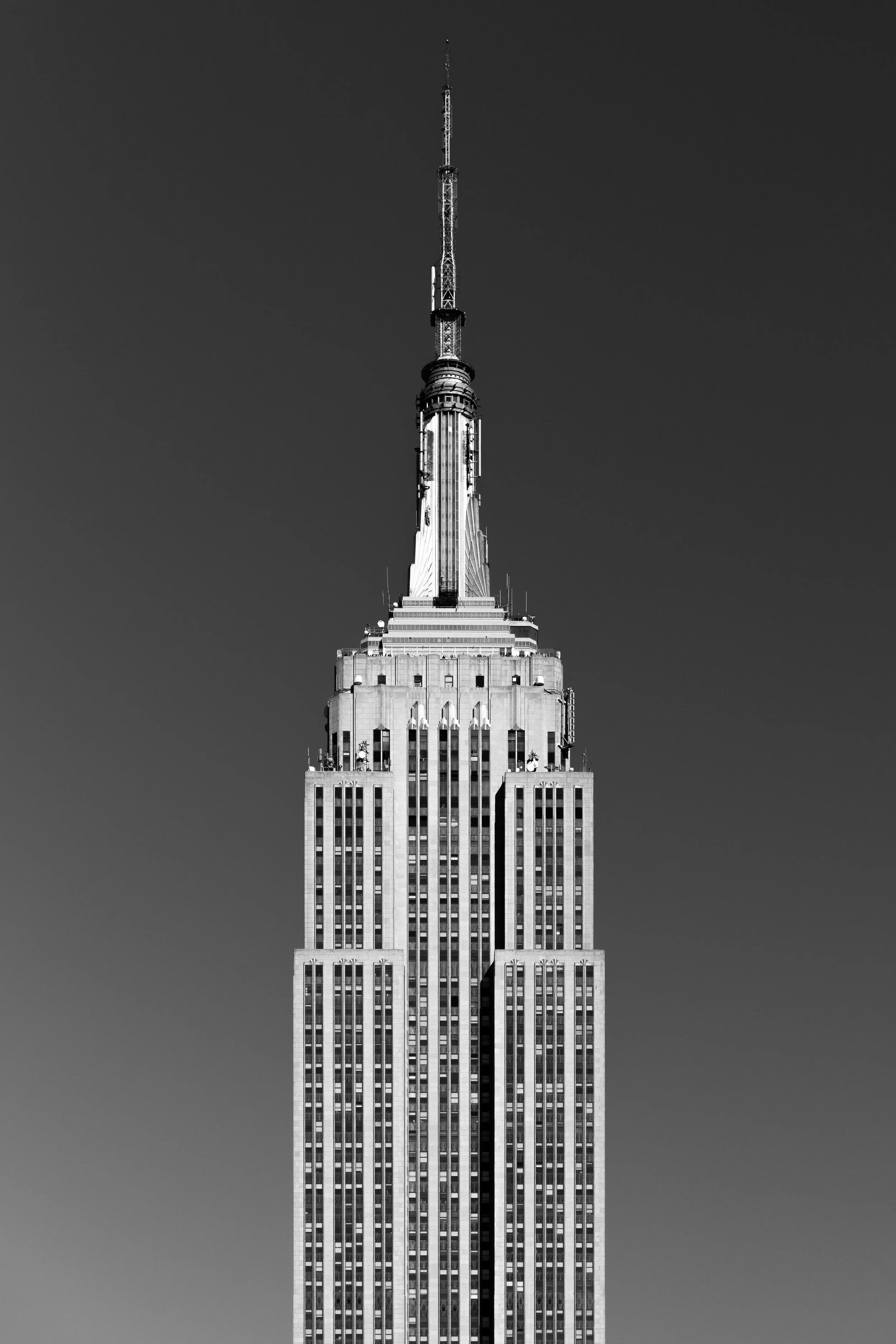 EMPIRE STATE BUILDING