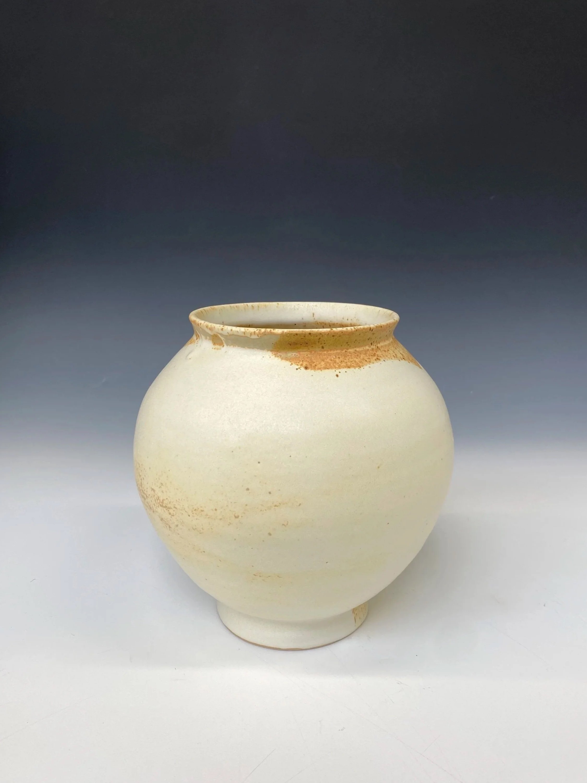 Diaspora, 2026 | 
Iron-bearing white stoneware, white slip, matt Titanium White glaze, reduction fired at 1280°C. | 19.5 × 19.5 × 19.5 cm