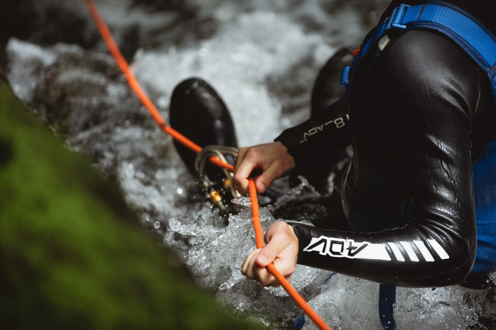 Holding_On_To_Rope-07567.jpg
