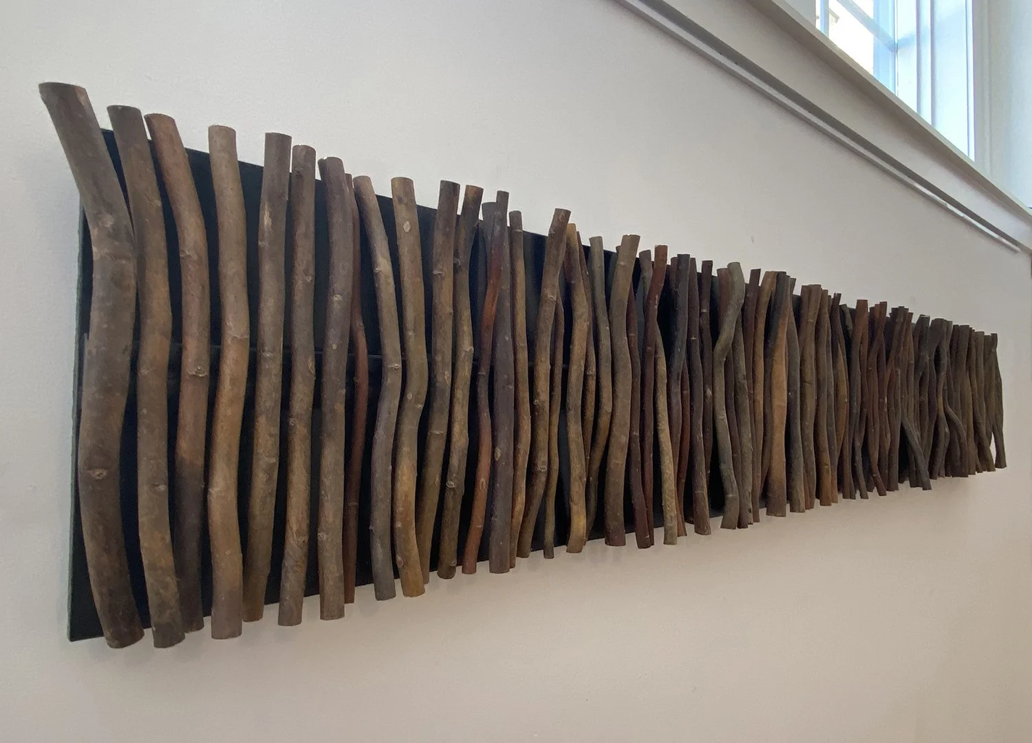 Sound Waves of Nature
7’ x 14.25” x 4.5”
Artist grown Curly Willow
branches, gold leaf, wood, paint,
metal
2022