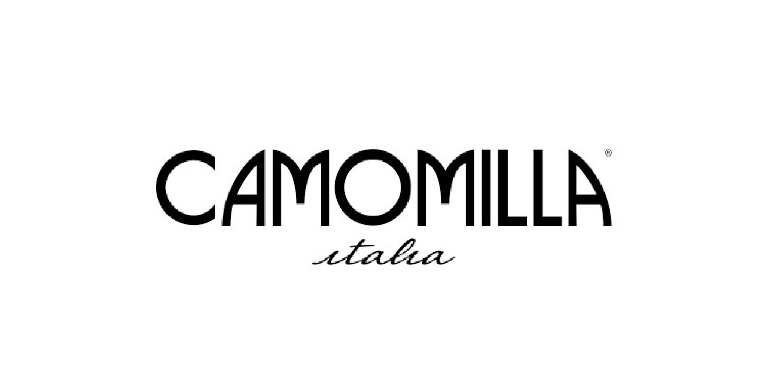 Il logo con la scritta "Camomilla Italia" in nero su sfondo bianco.