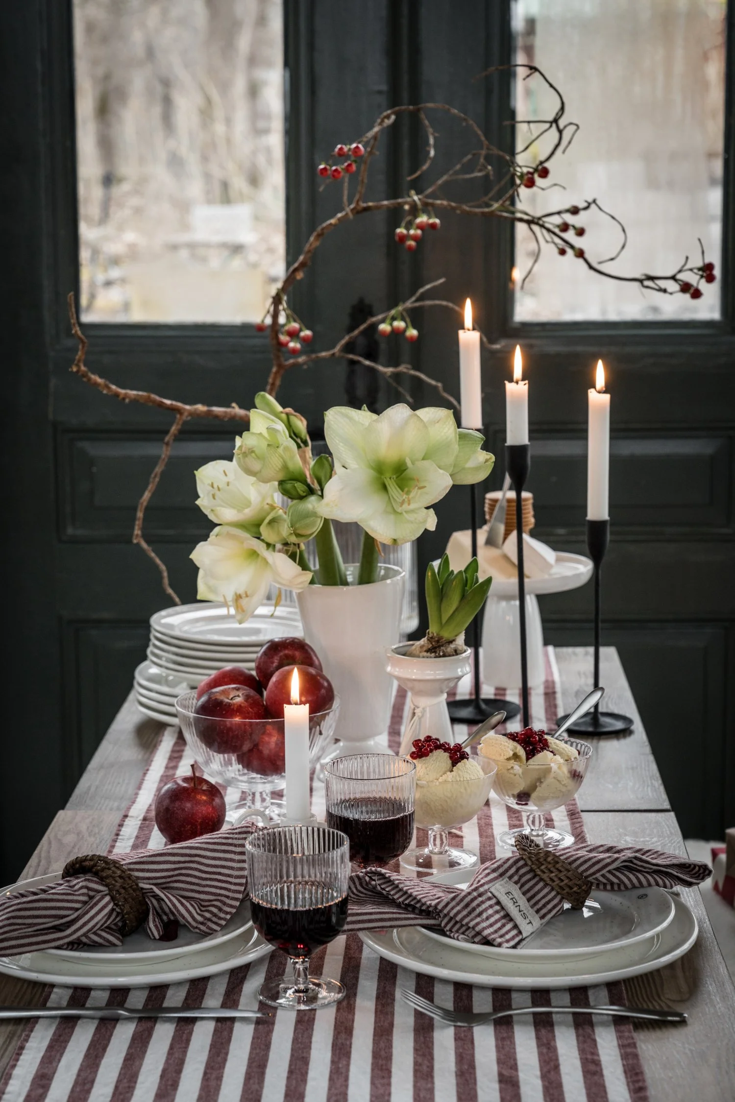 ERNSTxmas24-40.jpg