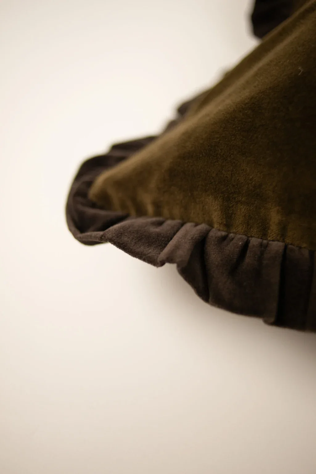 Doris olive1.webp