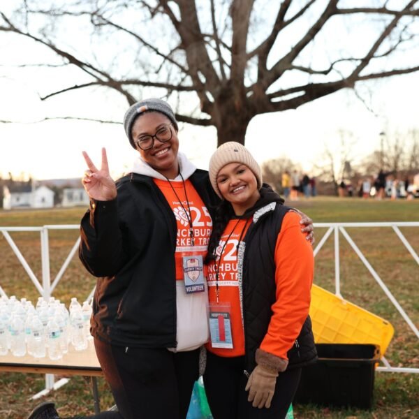 B05A0589-600x600.jpeg