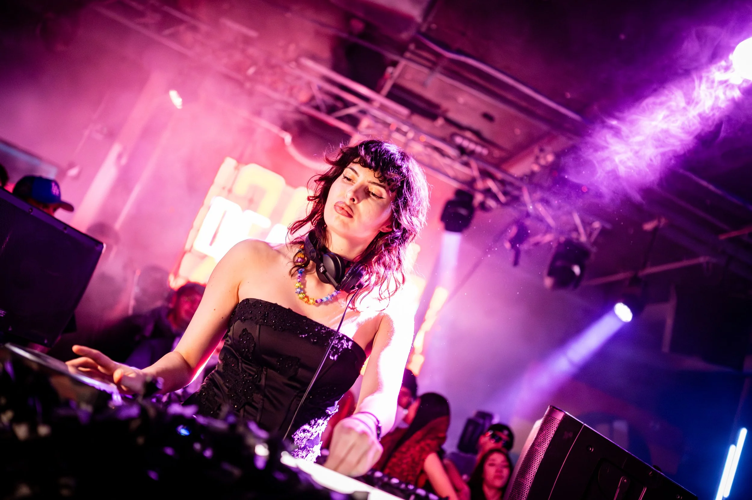 DEA MAGNA // 1.31.26