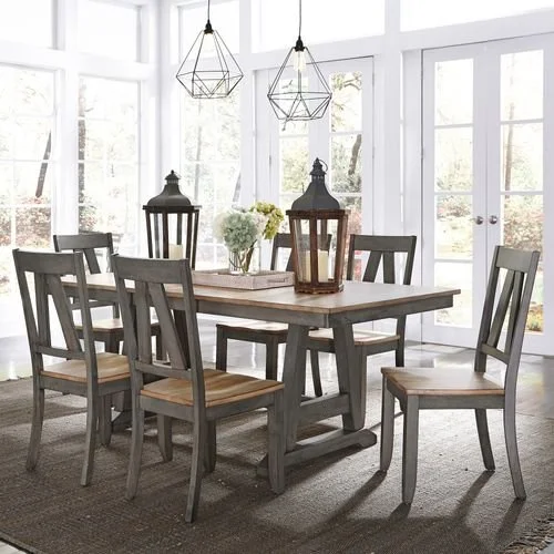 Lindsey Farm Dining Collection