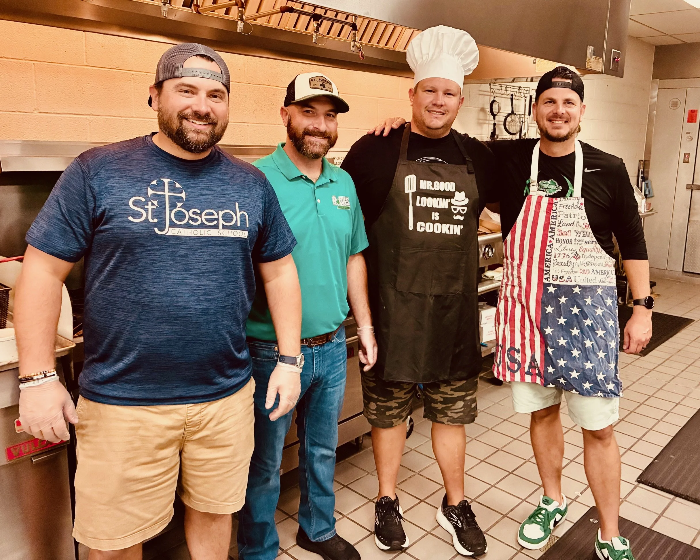 SJS volunteers prepare meals