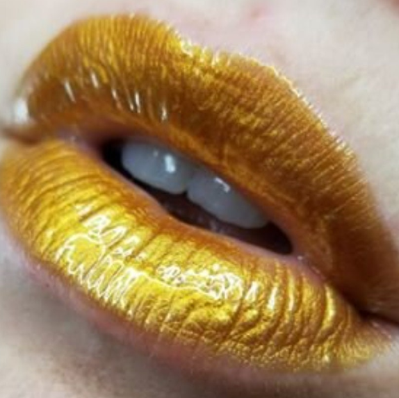 Show Ghoul lip gloss