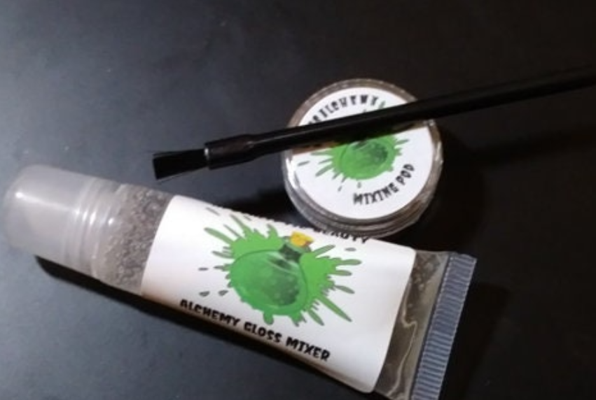 Alchemy Gloss Mixer - clear mixing gloss