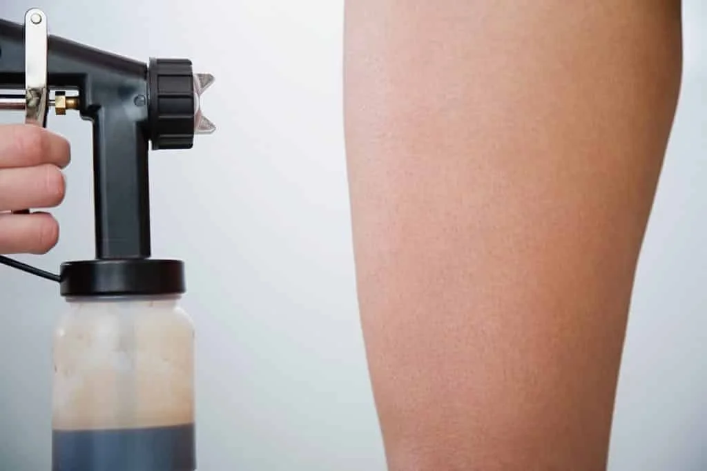 Aviva spray device to apply a substance to their thigh.