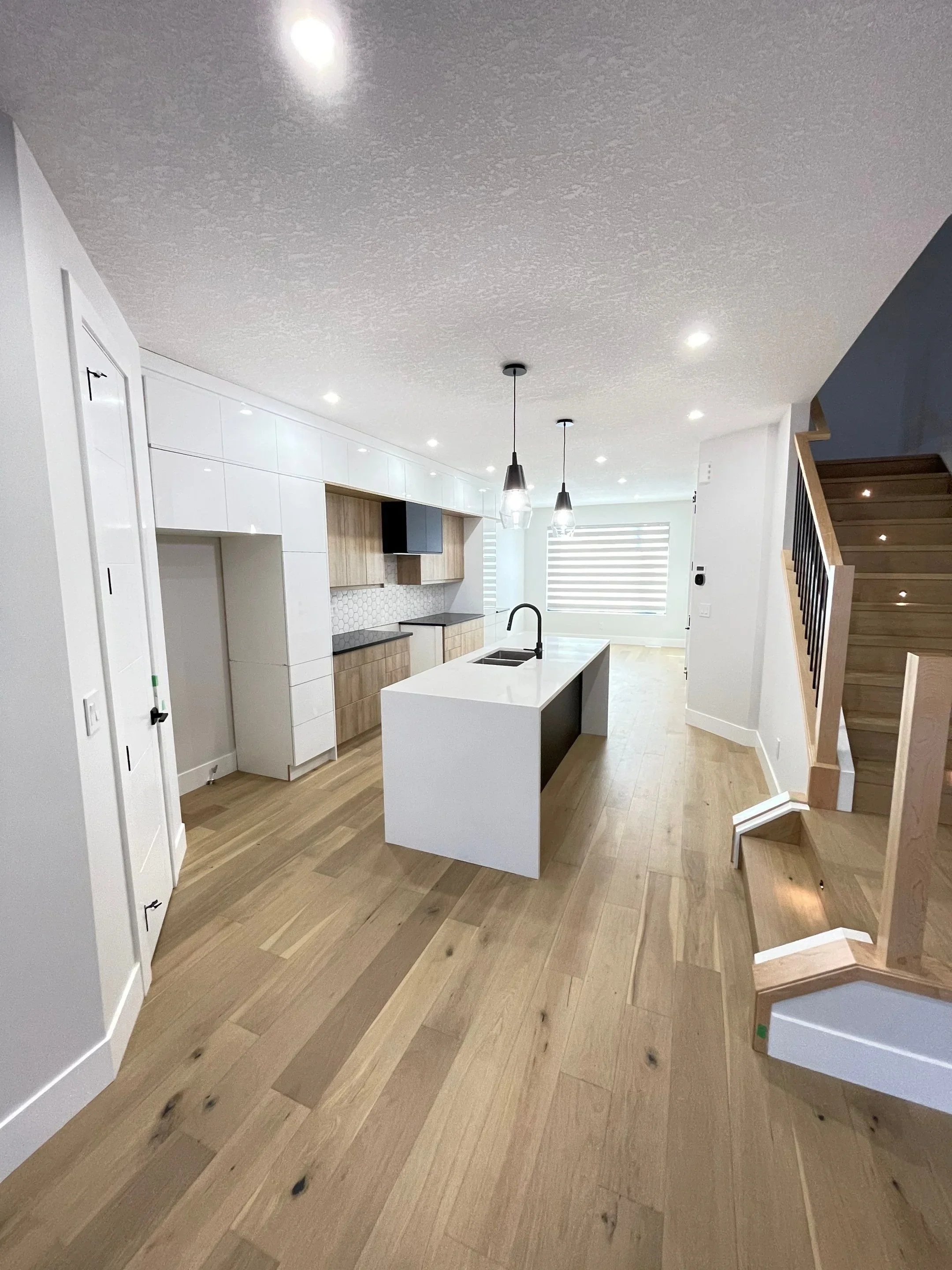 Archive Contracting-new-build-bonnie-doon-edmonton-alberta-kitchen.webp