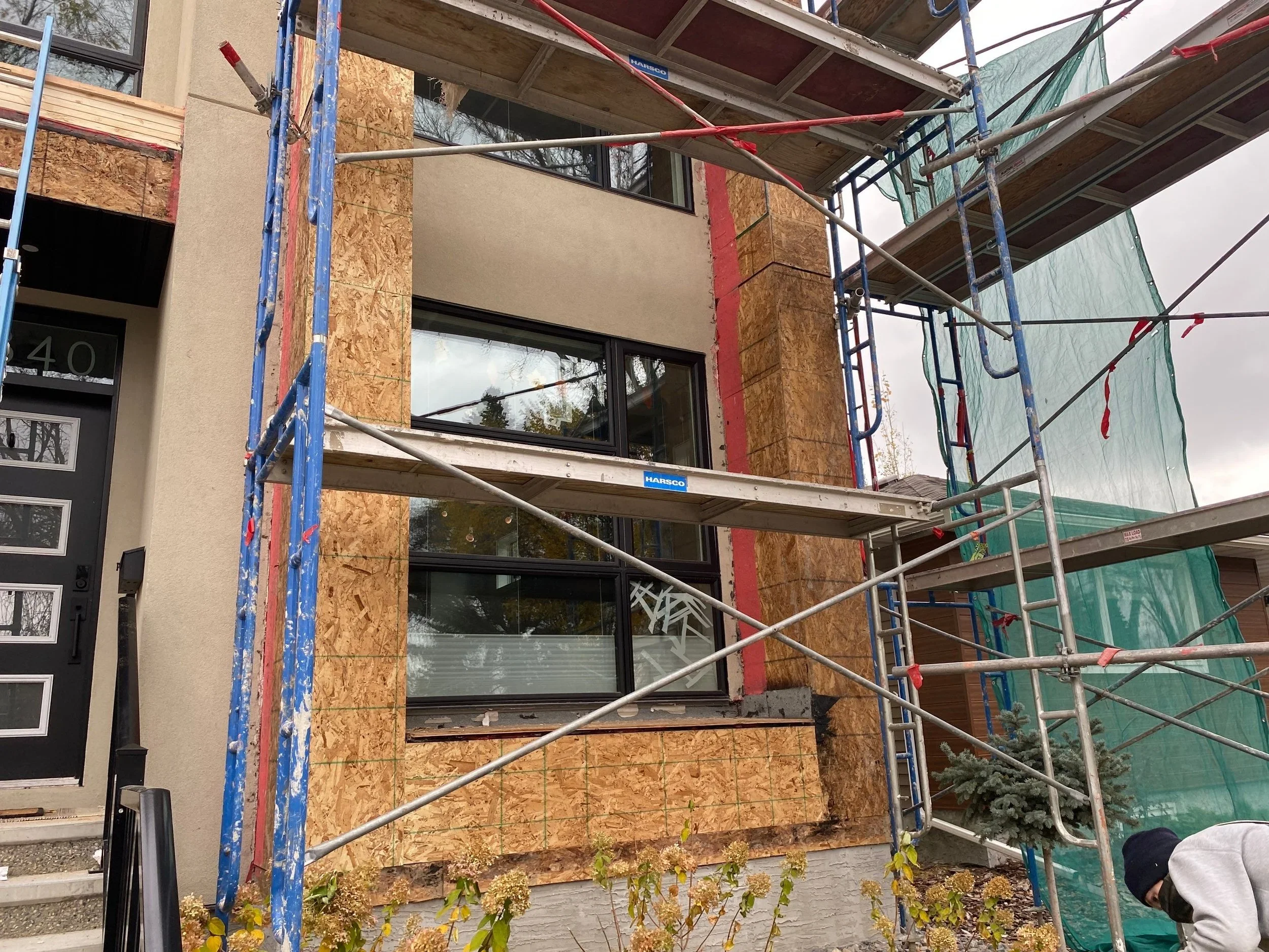 Archive Contracting-exterior-moisture-repairs-edmonton-alberta.webp