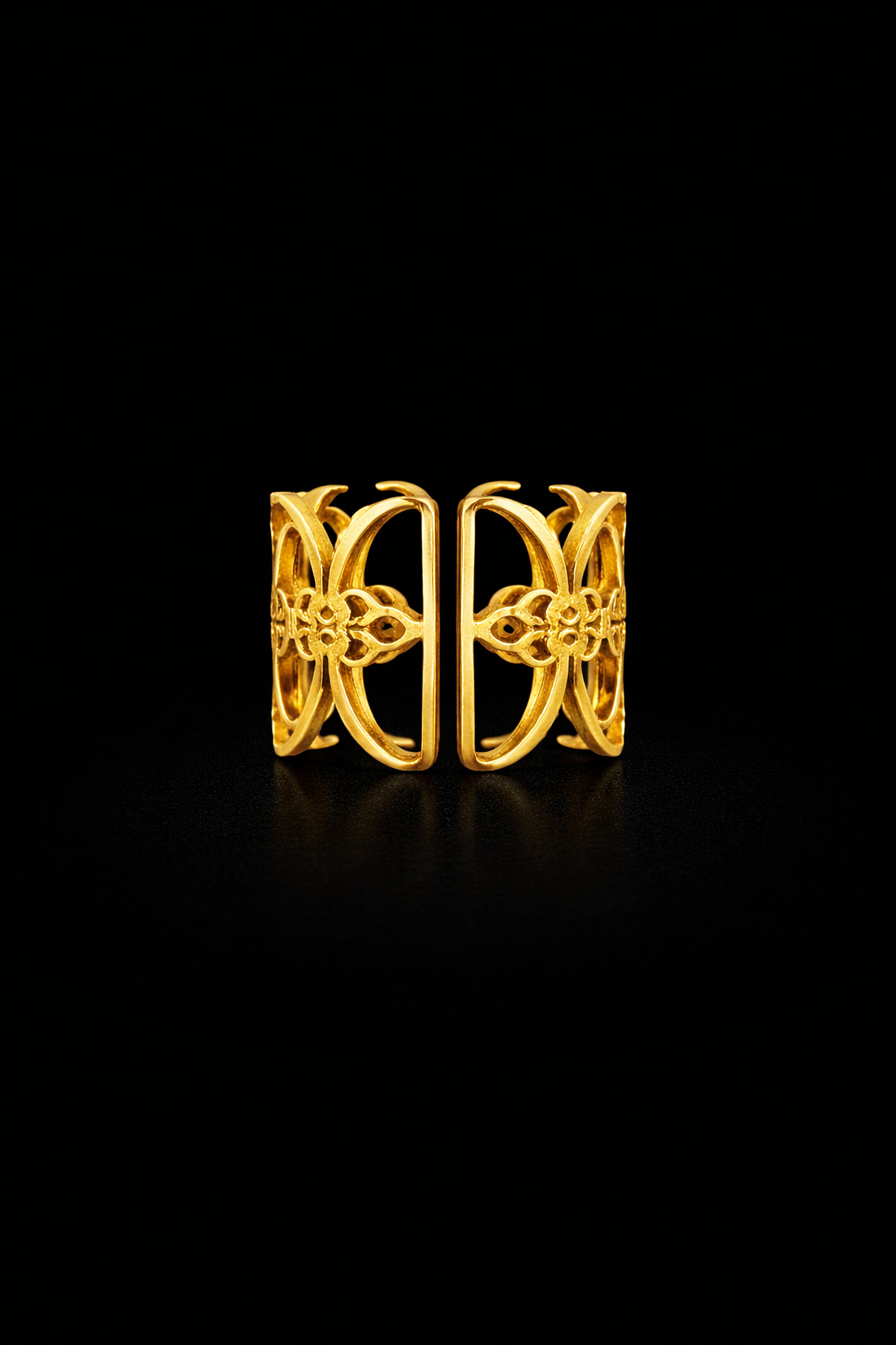 14K Gold Interlock Ring by The Premise Luxury Jewerly brand