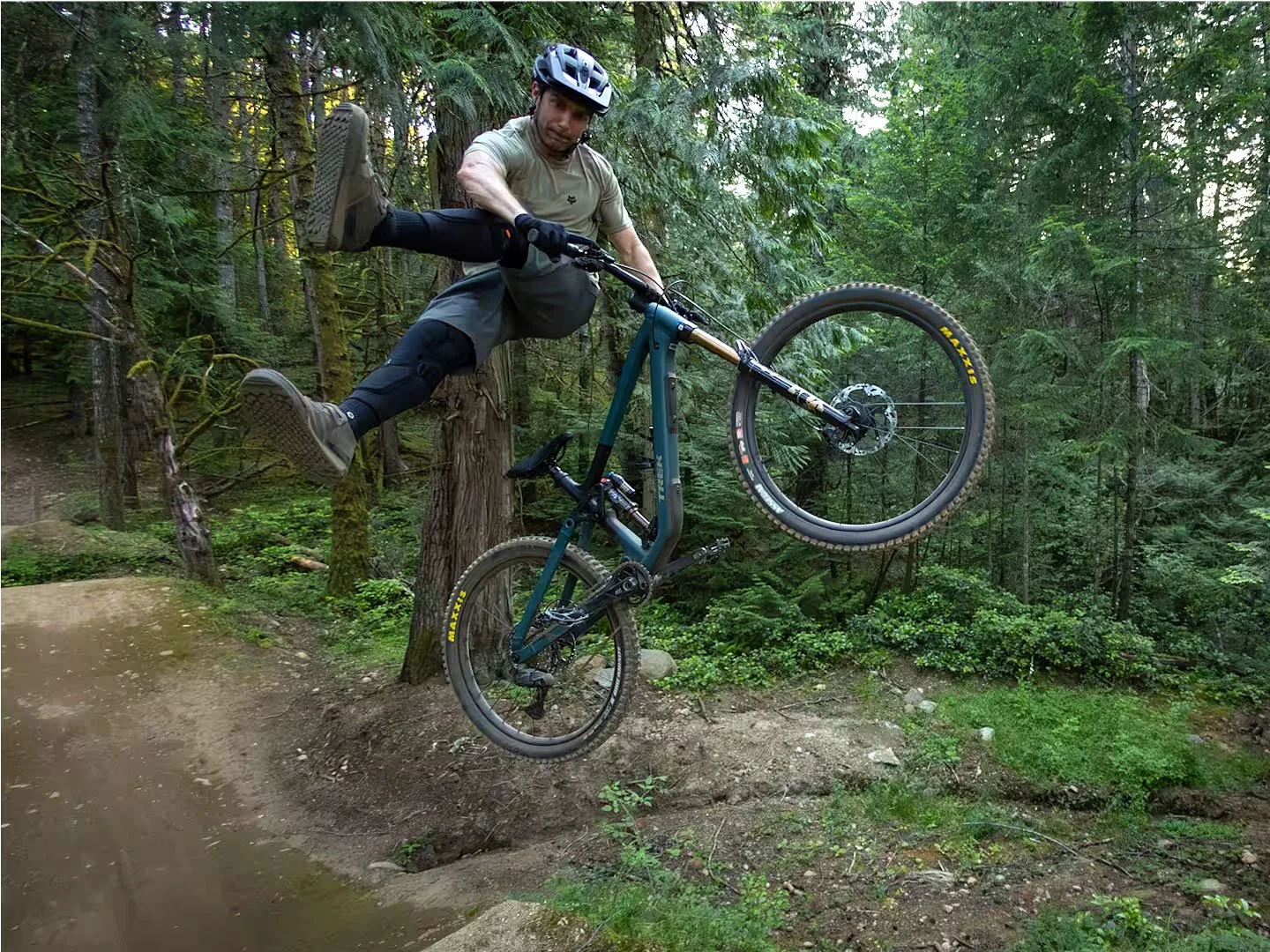An image of Trek mountain bike