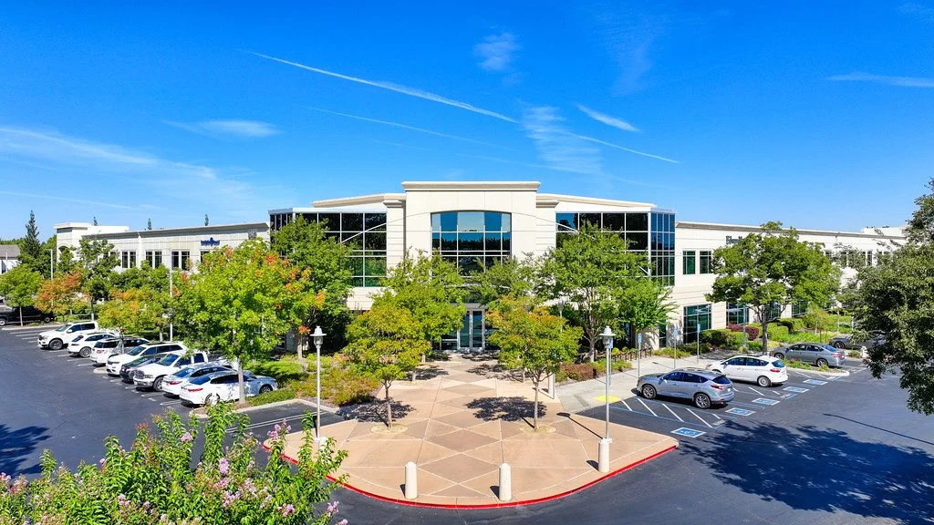 Blue Oaks Exterior_i7.jpg