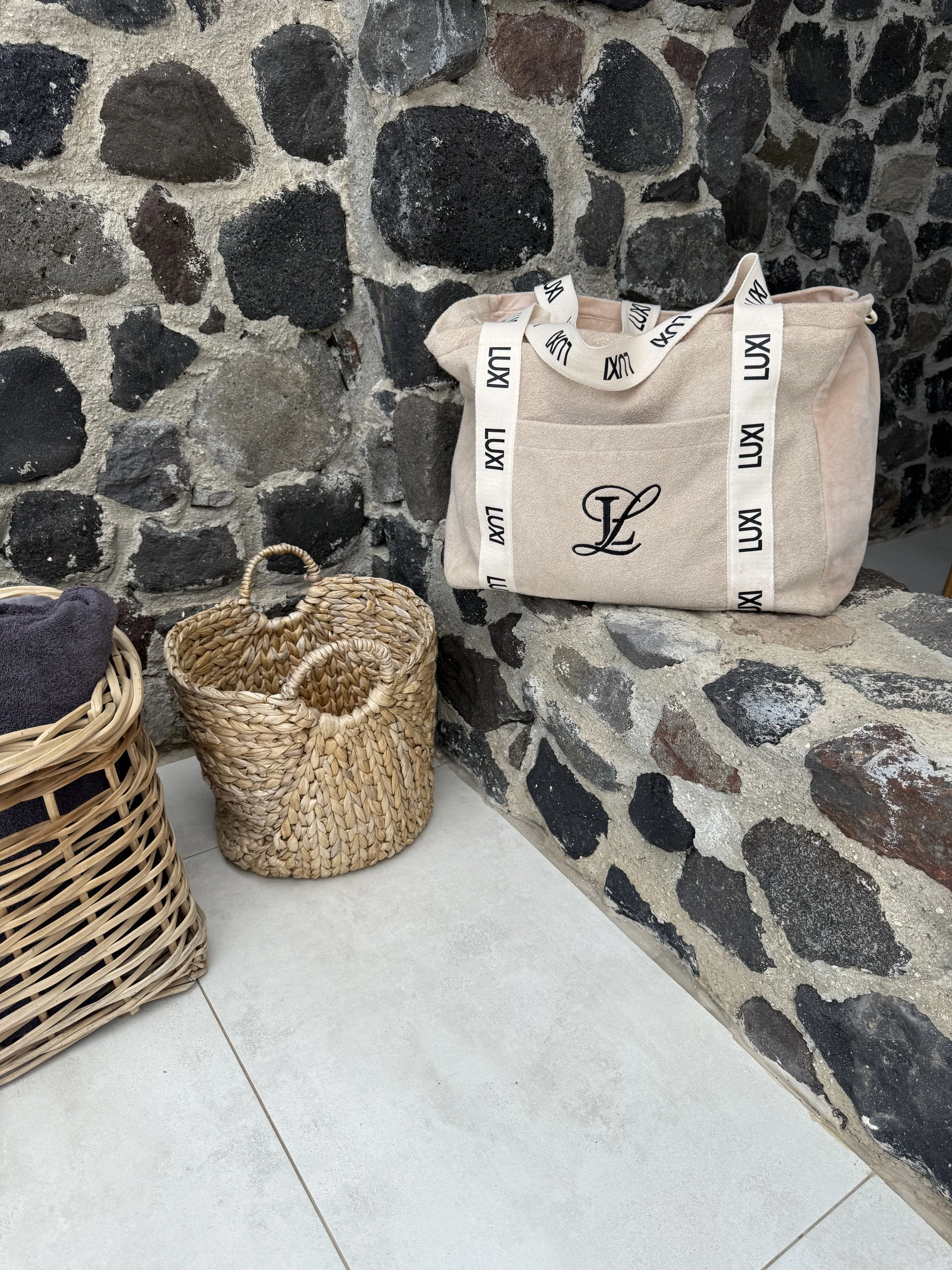 The Away Bag 'The Lucy'