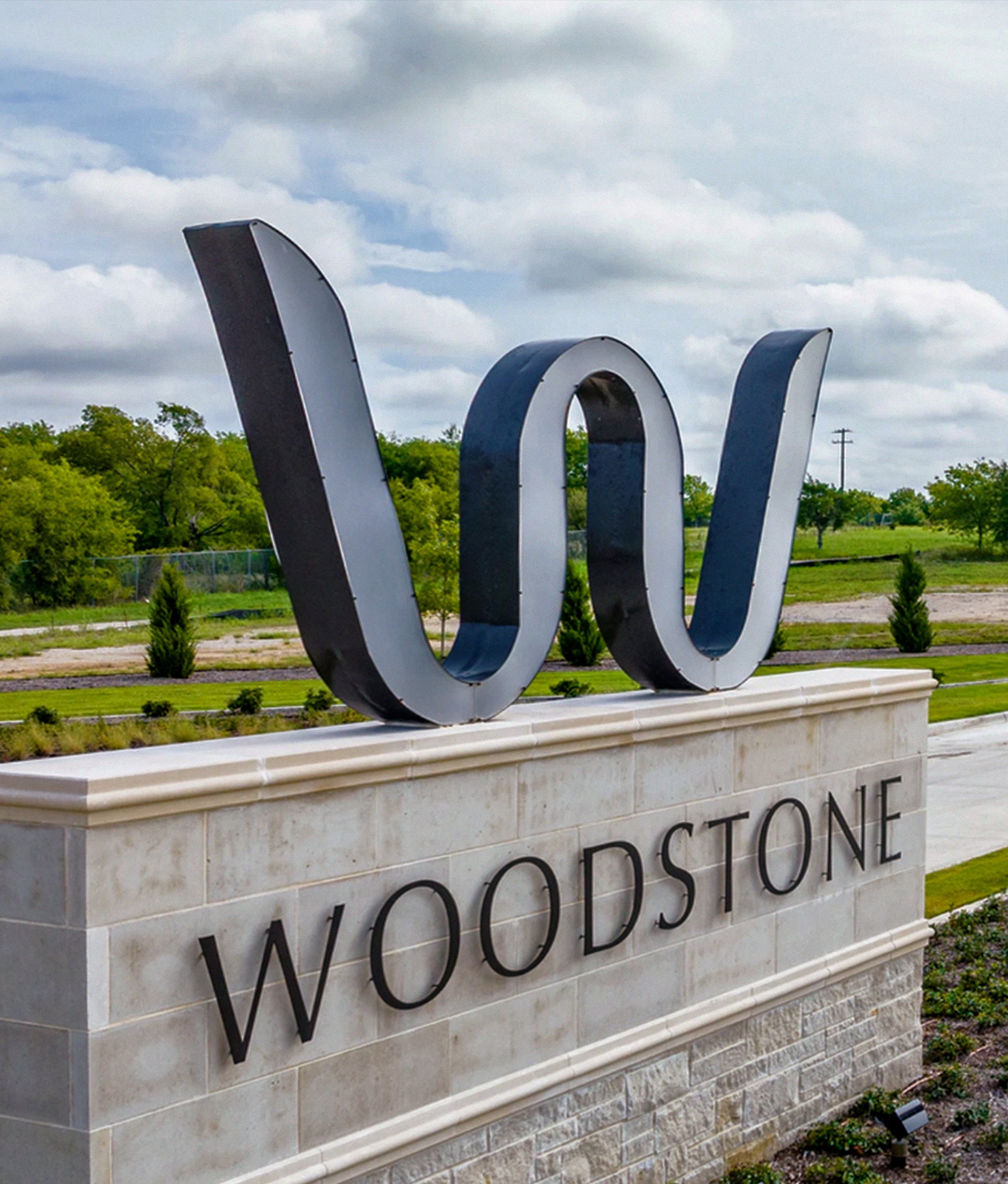 Woodstone_Entry-Sign.jpg