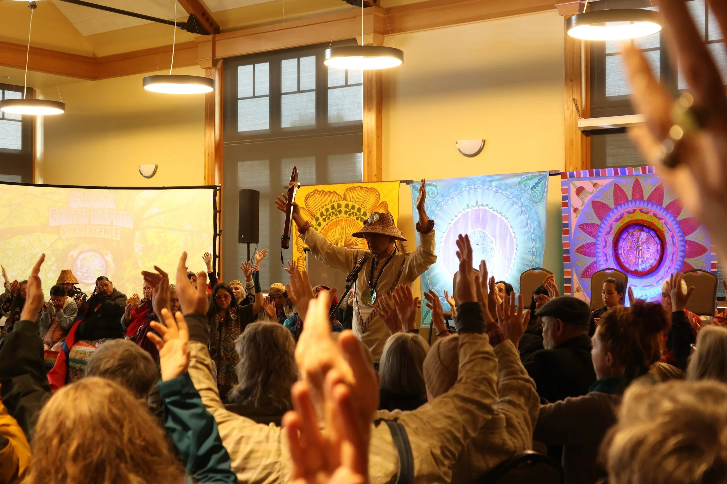 Some Friday moments - 
A powerful opening ceremony, land acknowledgment, and grief sharing. Thank you to our Indigenous elders and representatives that center Indigenous wisdom in the earth repair discussion. 🙏  Thank you for the permission to have 