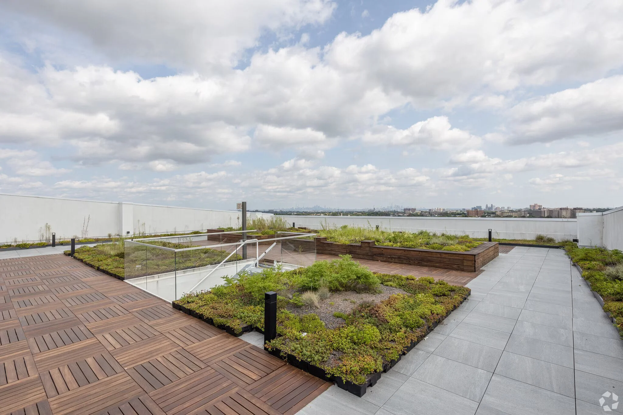 essence-144-east-orange-nj-roof-deck-and-lounge (2).jpeg