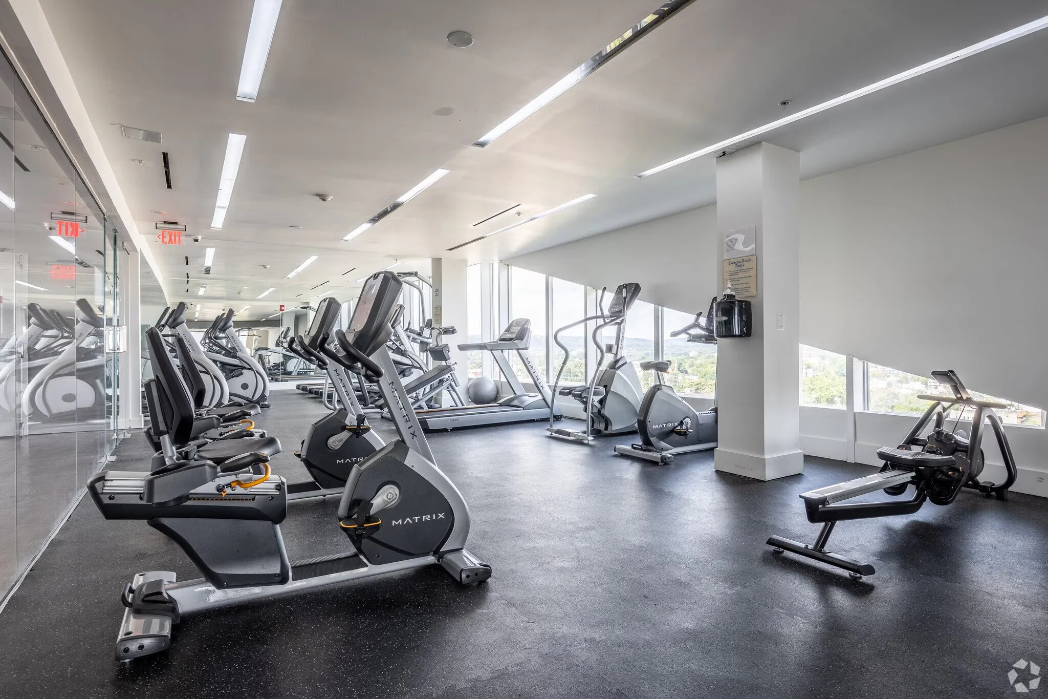 essence-144-east-orange-nj-fitness-center (1).jpeg