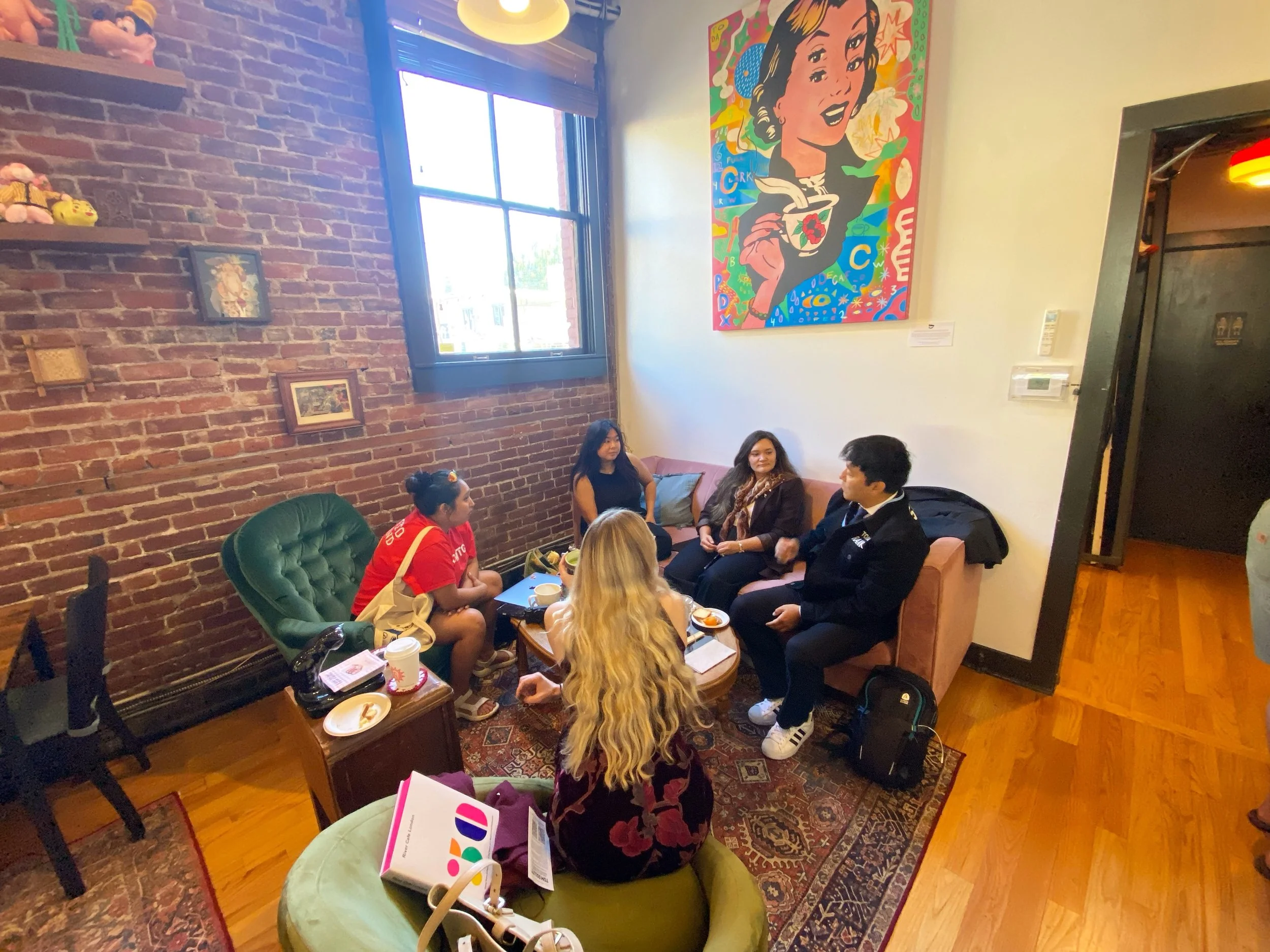 🎨 Candidate Meet &amp; Greet with Campaign Artist Showcase; it was so fun meeting everyone! We really have talented artists in this city 🗳️ @tomforpdx for District 3 Portland City Council 

Our original art piece is featured&mdash;&lsquo;Keep Portl