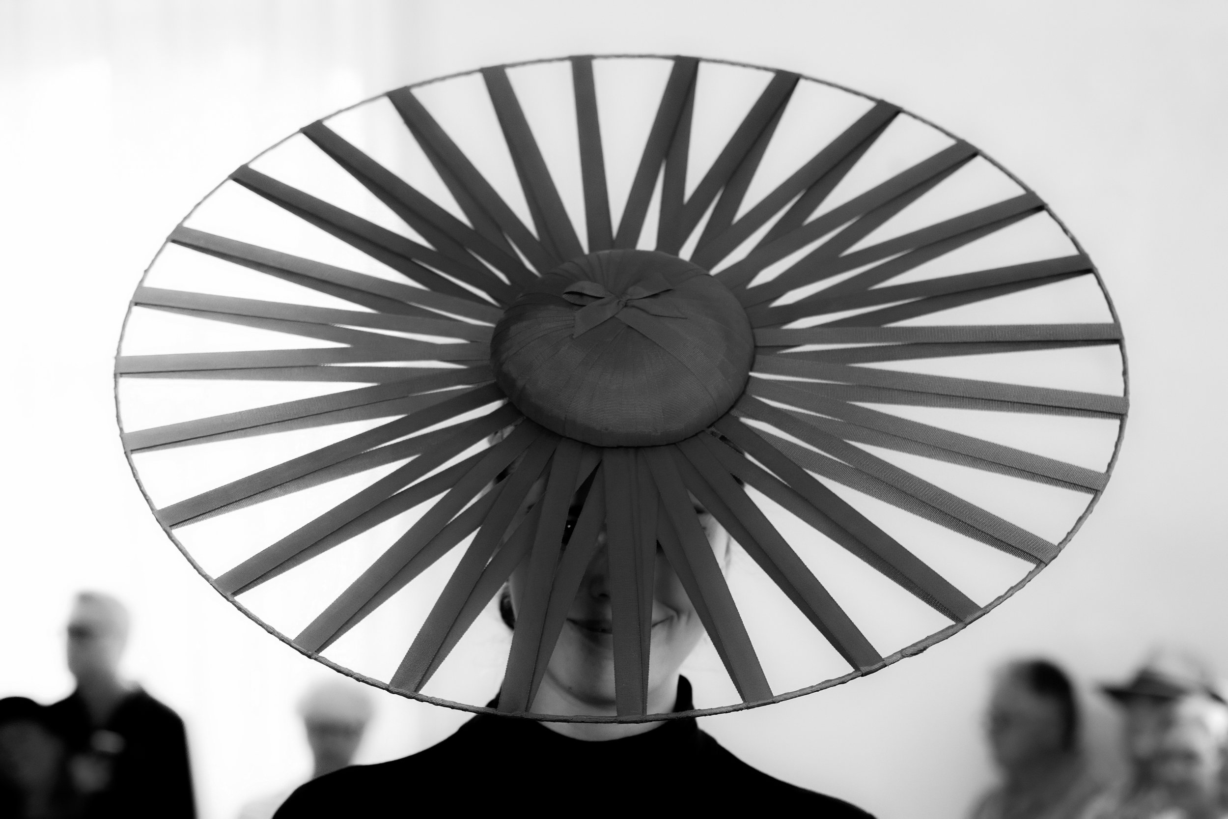 donna-hartley-millinary-handmade-fashion-hats-france-gallery-donnas-work-26.jpg