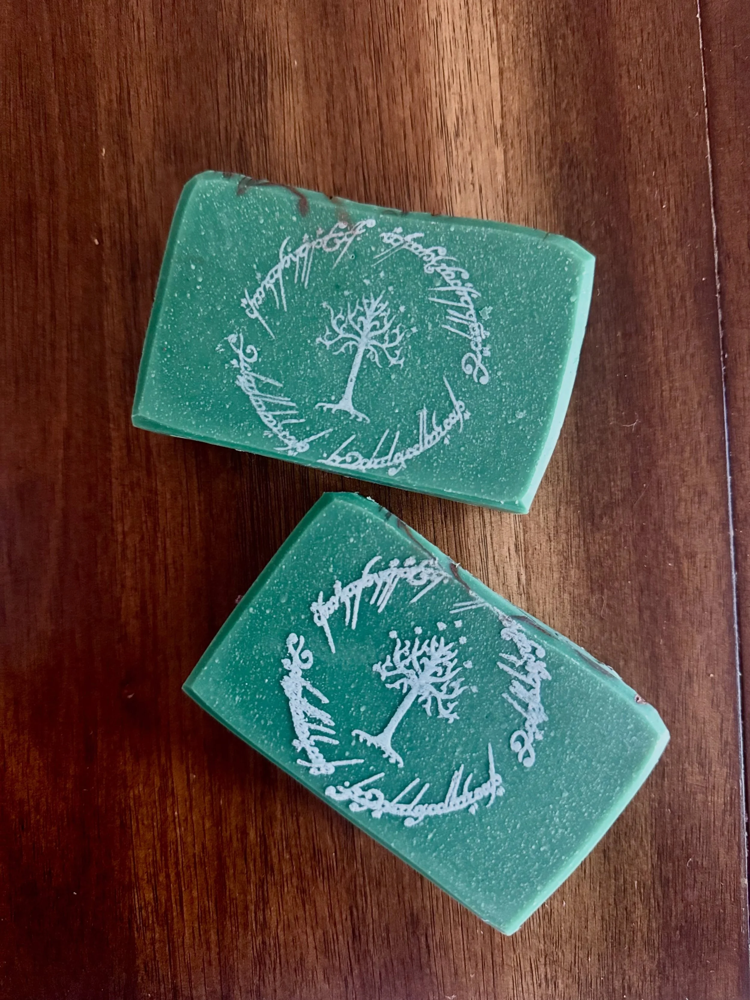 Take an adventure to Middle Earth at @middlegroundbrew for Hobbit Day! We will have a very special soap One Soap To Rule Them All with us! 

We will also have our newest fall scents!
