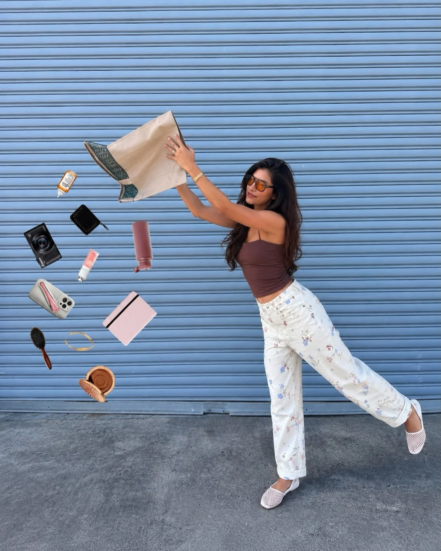 POV: running a social media agency means your camera roll, tote bag, and brain are all full at the same time 🤍

Content days, strategy calls, edits, captions, client texts, coffee runs, and somehow still trying to remember where I put my extra charg