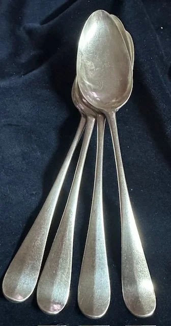 4 zilveren tafellepels Hollands glad, Groningen 1811-1812