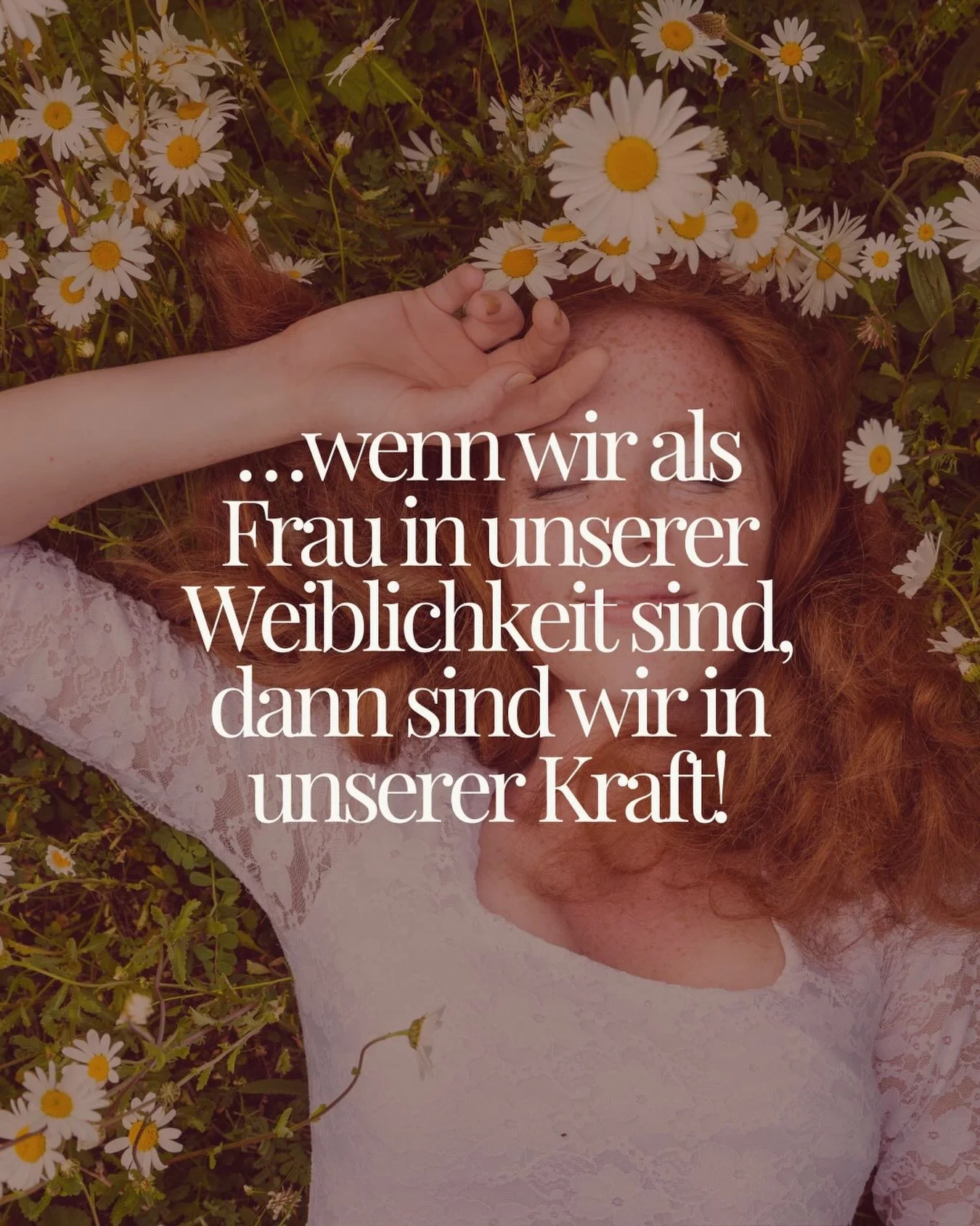 &hellip;wie wir als Frau wieder in unsere Weiblichkeit 🌹 finden k&ouml;nnen, dieses Wissen wir heute kaum mehr gelehrt, dabei w&auml;re es so wichtig aus der weiblichen Kraft heraus zu leben! 

In die Kraft zu kommen, bedeutet vorallem :
⭐️ kein jam