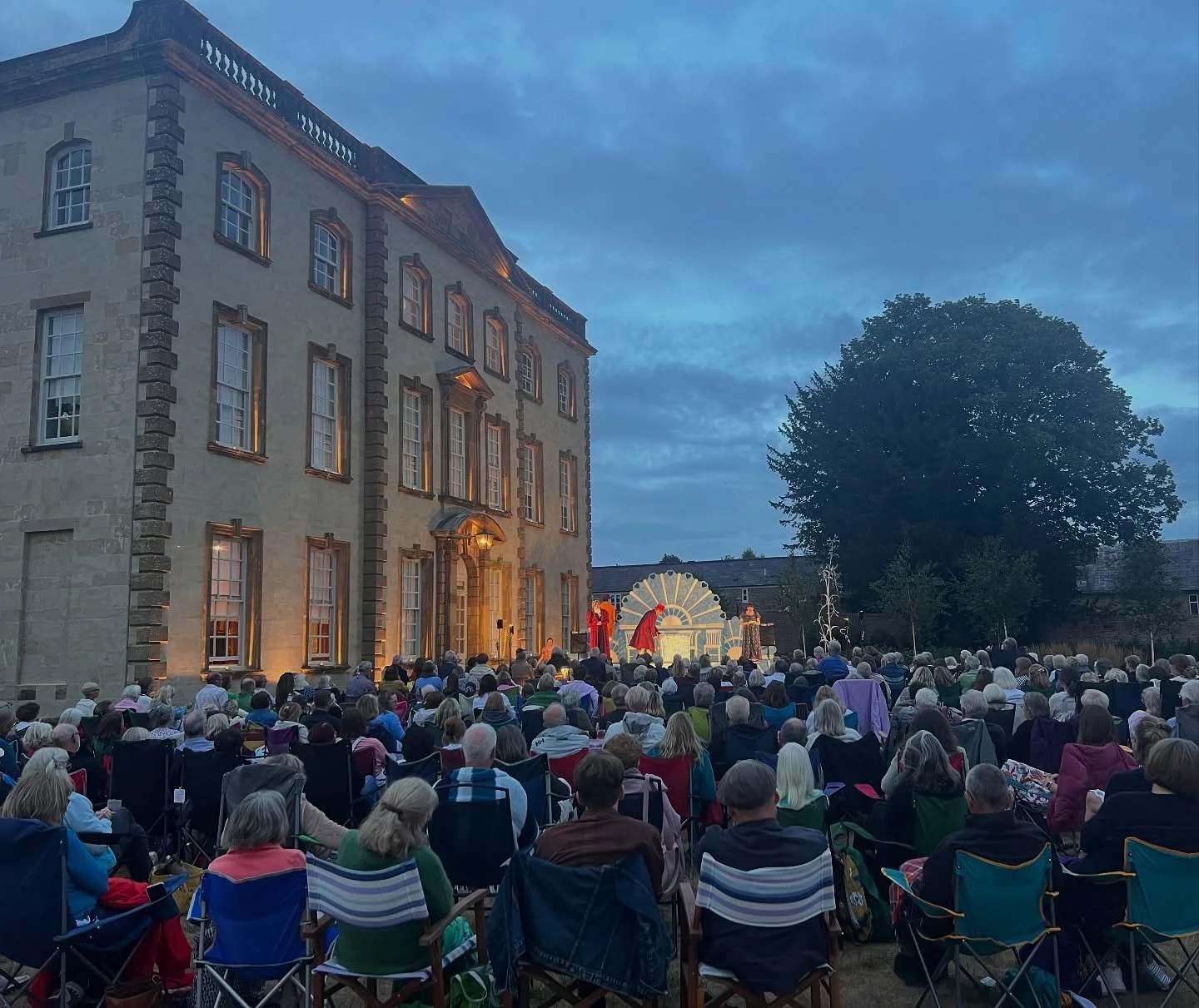 Pride and Prejudice | Brought to us by the wonderful @illyriatheatre 
Another historic moment for us 🎭 
Over 300 guests for our first bout of outdoor theatre