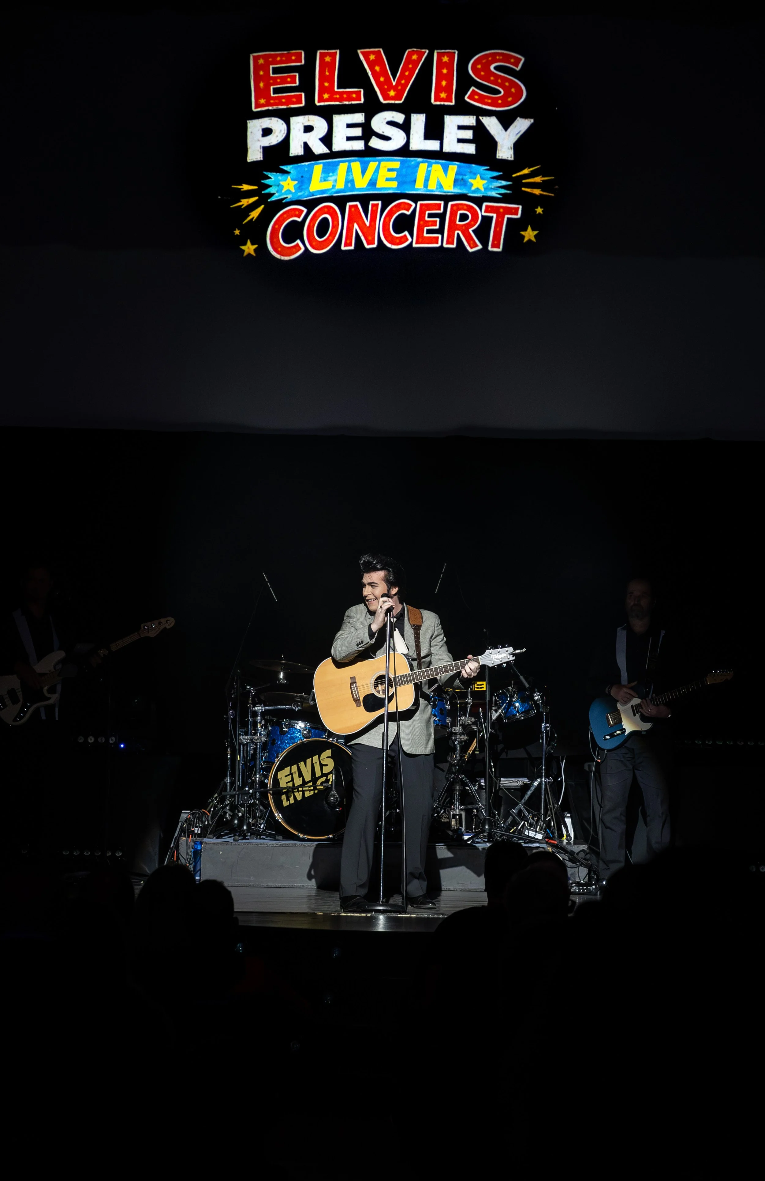 Elvis Live (3 of 39).jpg