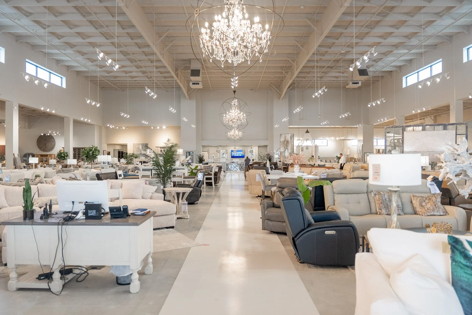 AFD Gonzalez - For-WEB-1012.jpg