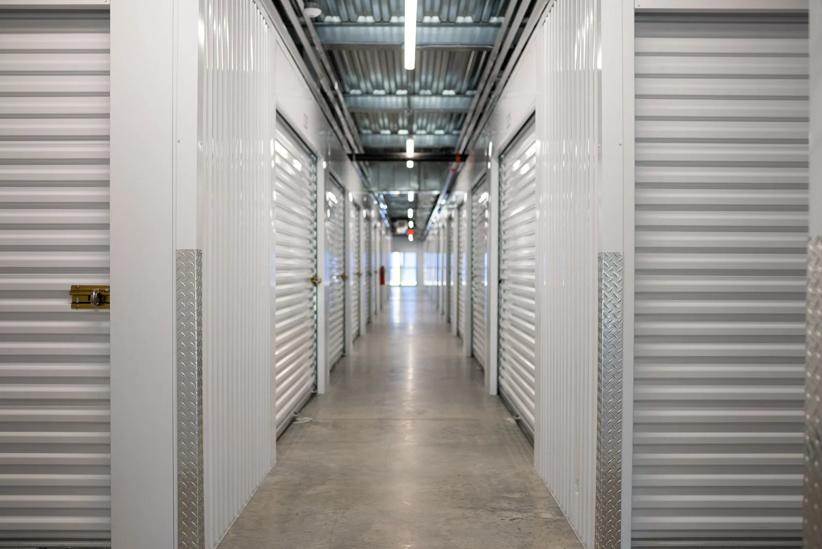 2022-09-14 - River Chase Storage-1020.jpg