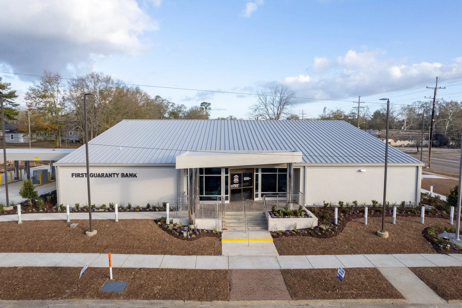 First Guaranty Bank - Complete - For-WEB-1002.jpg