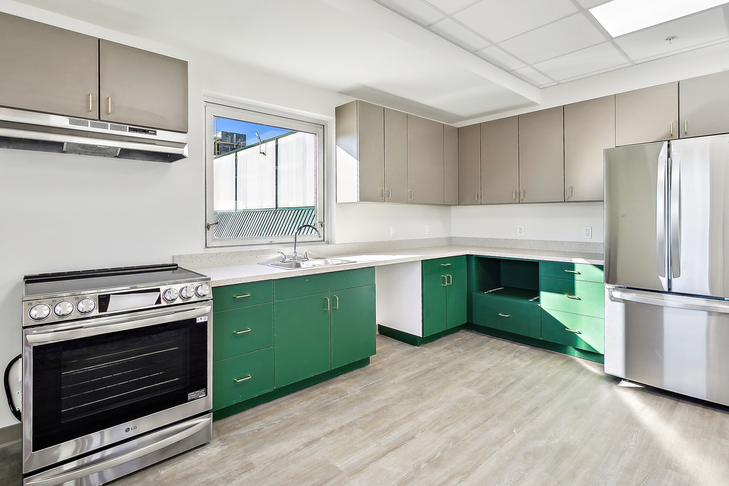 KDB - Photo touchup - 04mls.png