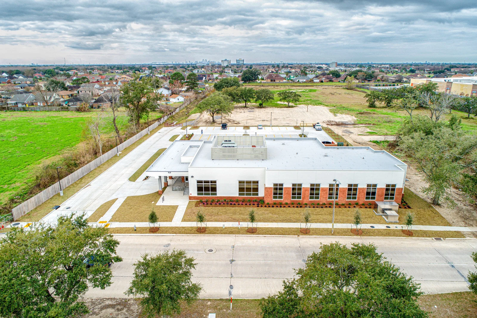 Commercial-construction-healthcare-Mobile