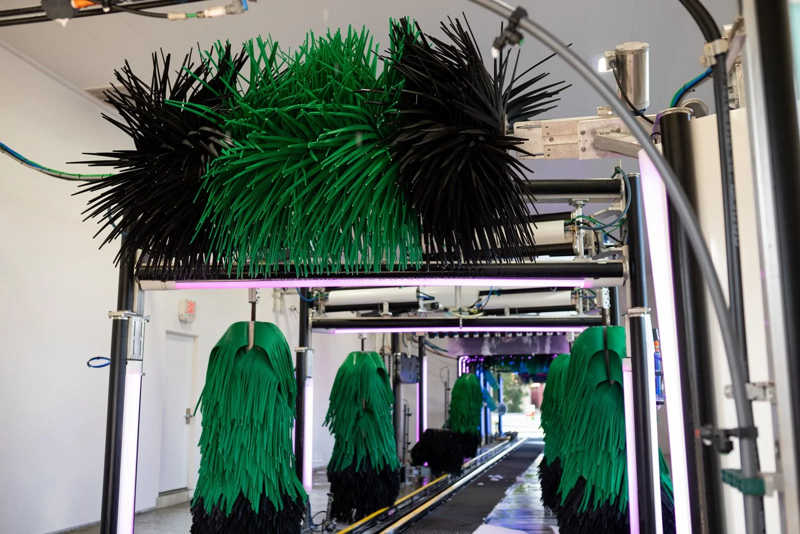 2022-09-16 - Crown Car Wash-1018.jpg