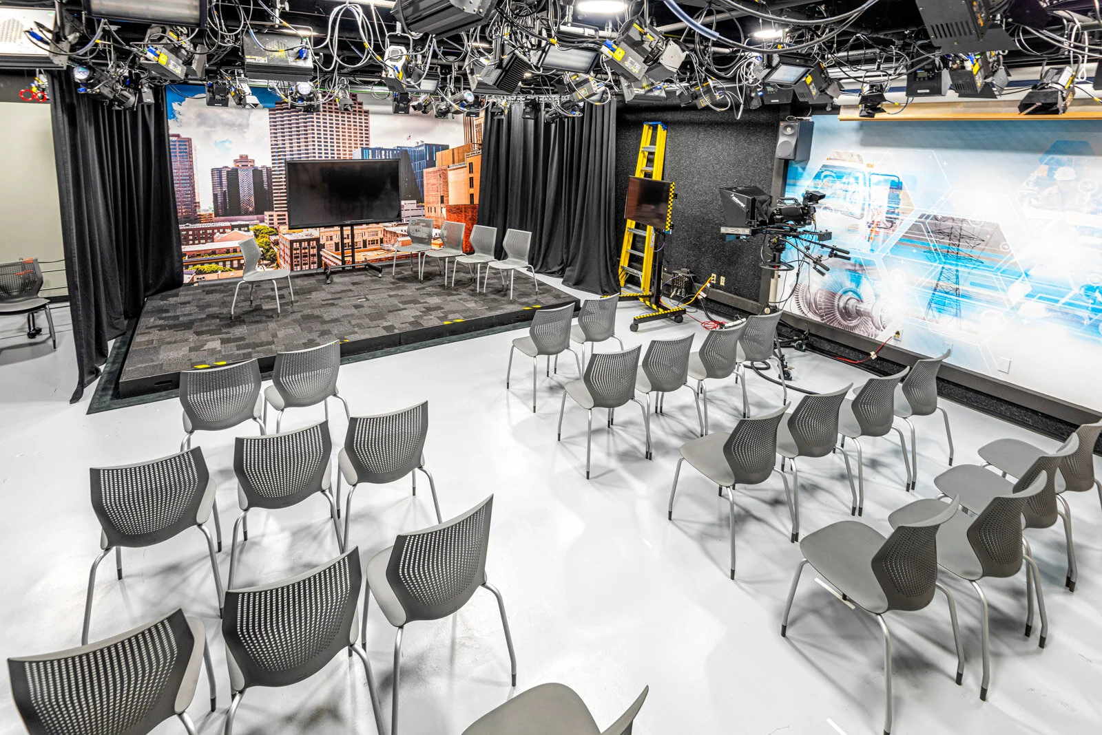 Entergy-Media-Lab-design-build-Clinton