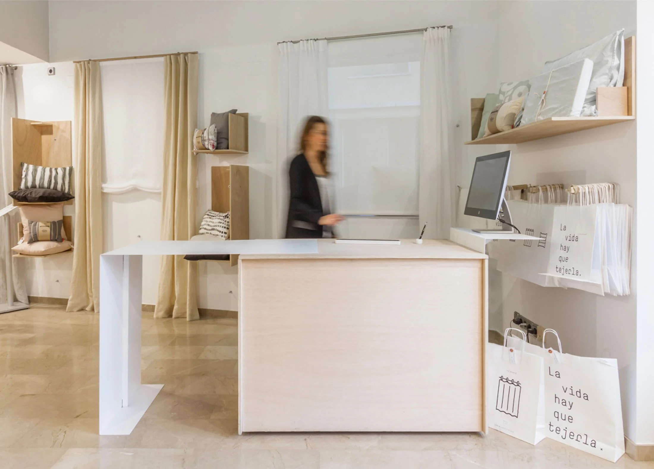 Tienda Tina Jaquard_identidad grafica de estudio berlin