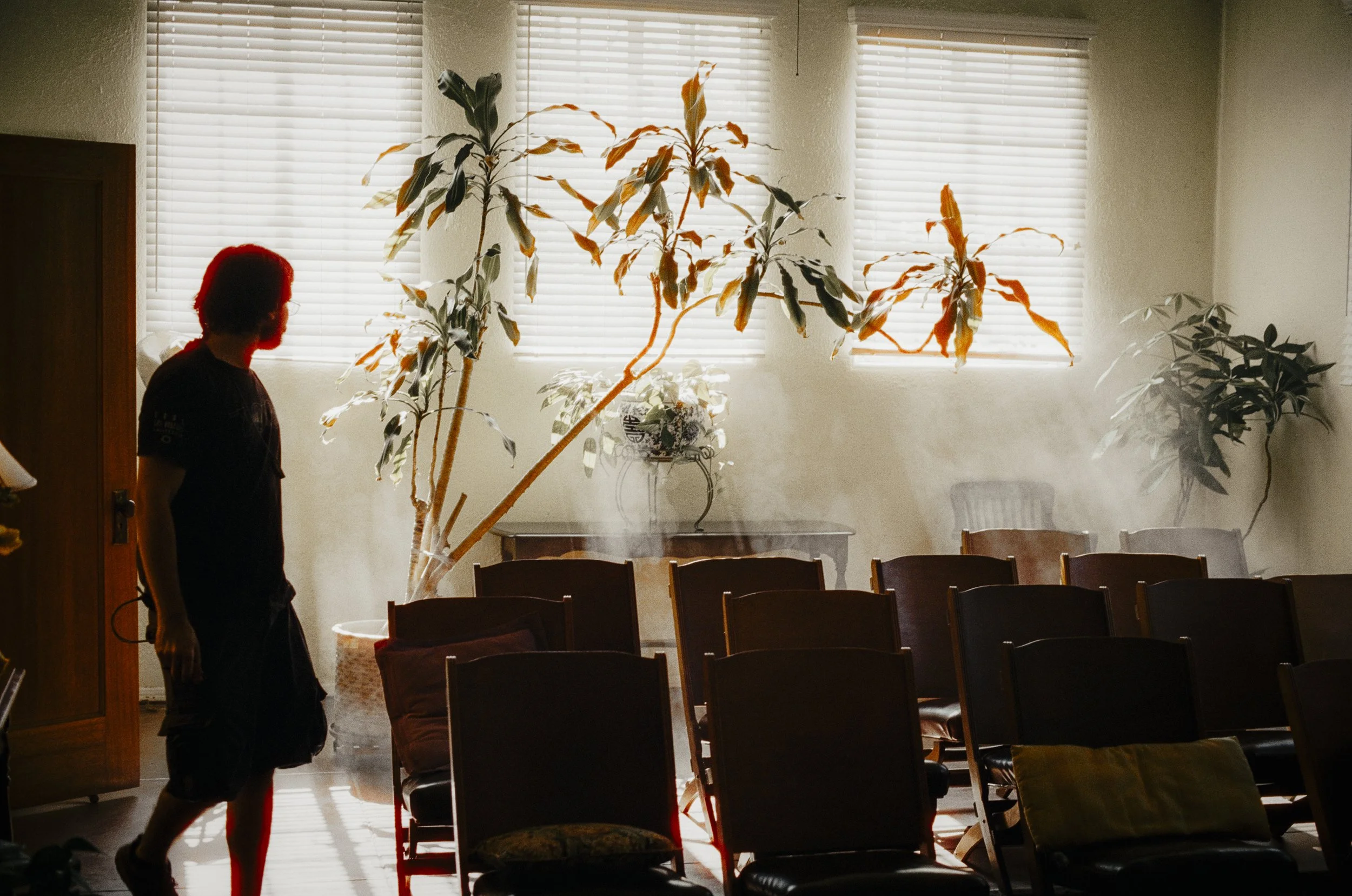 Sold Out (film)-003.jpg