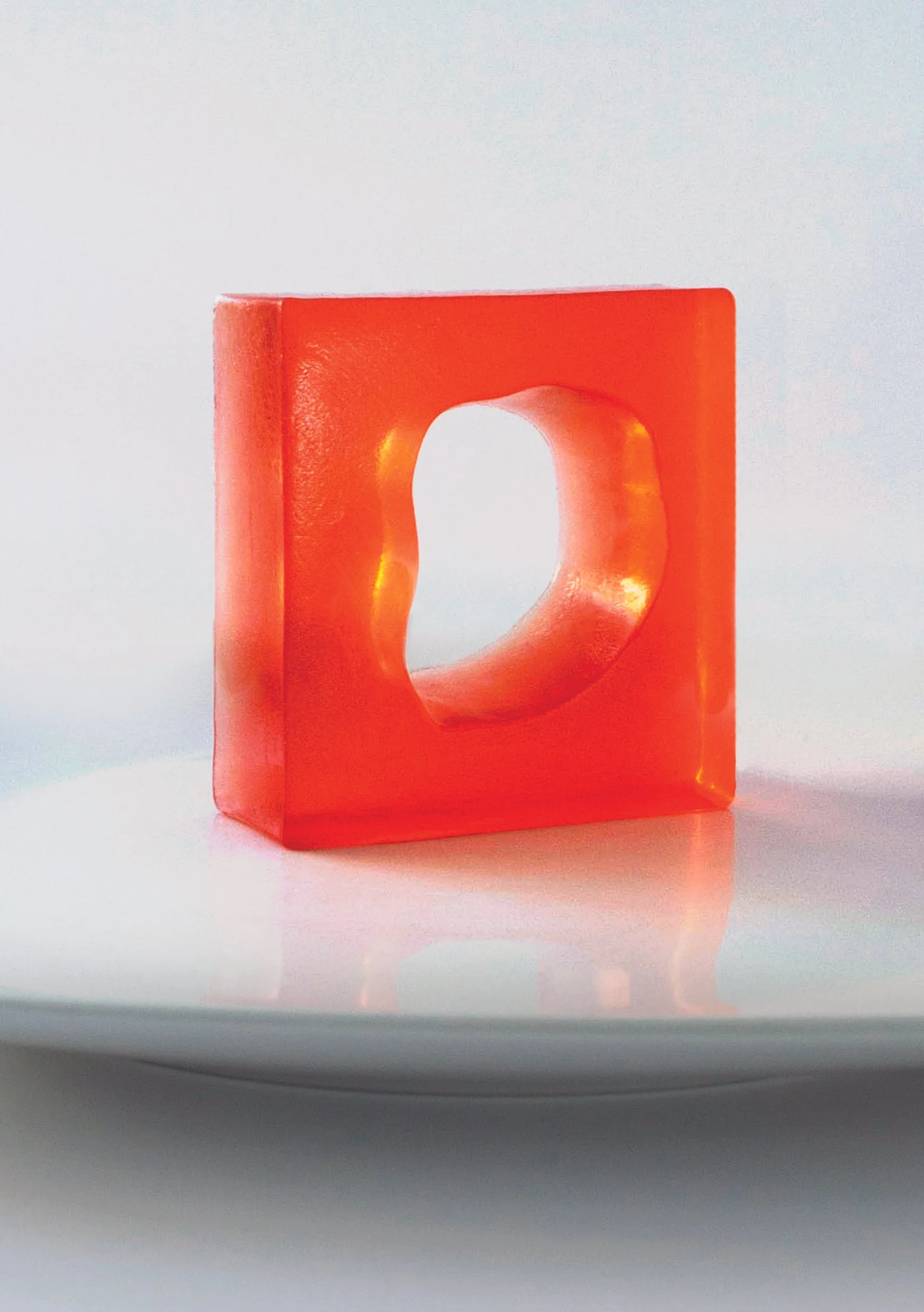 Modello tridimensionale in gelatina rossa.