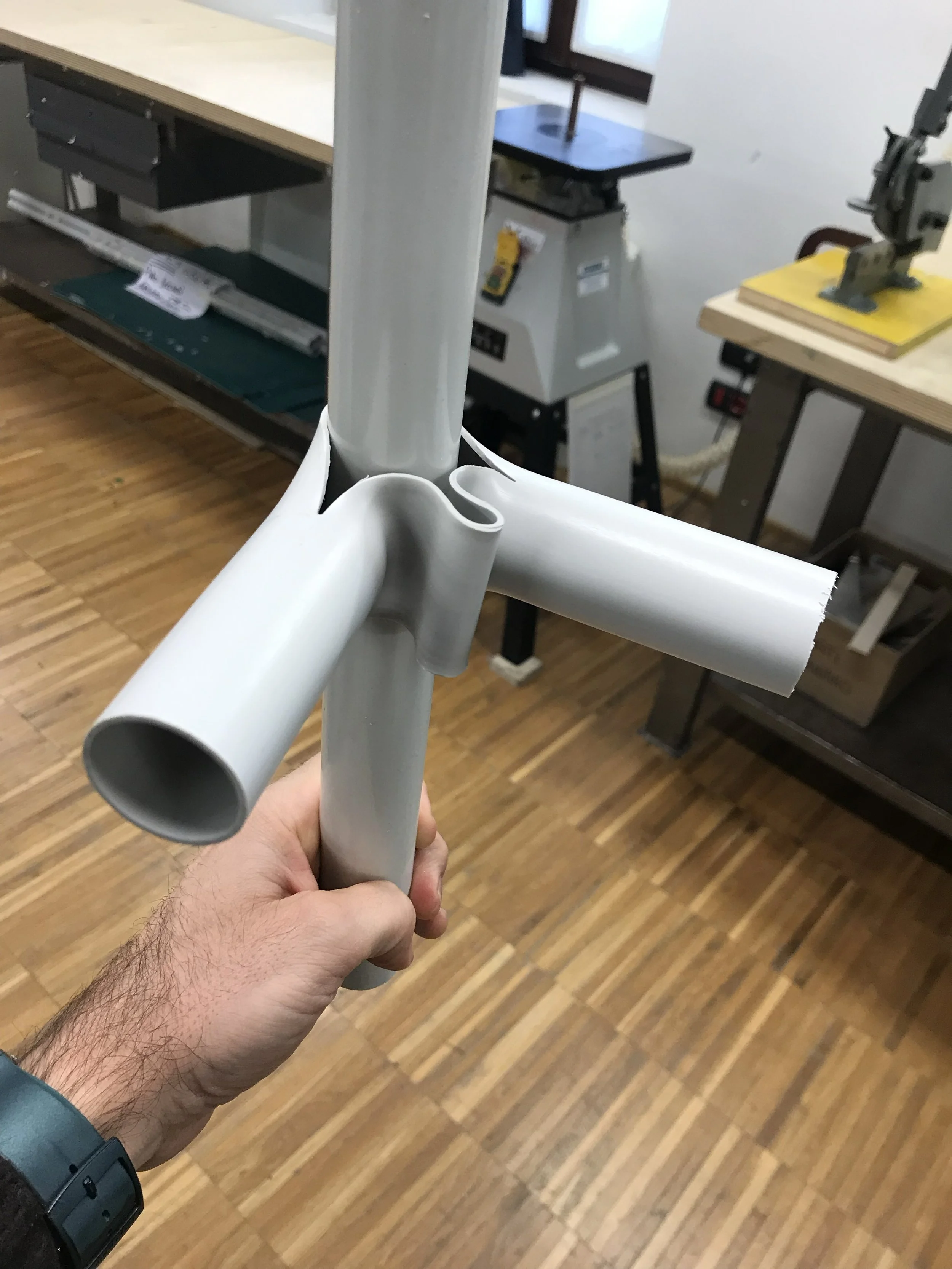 Prova di incastro di tubolari