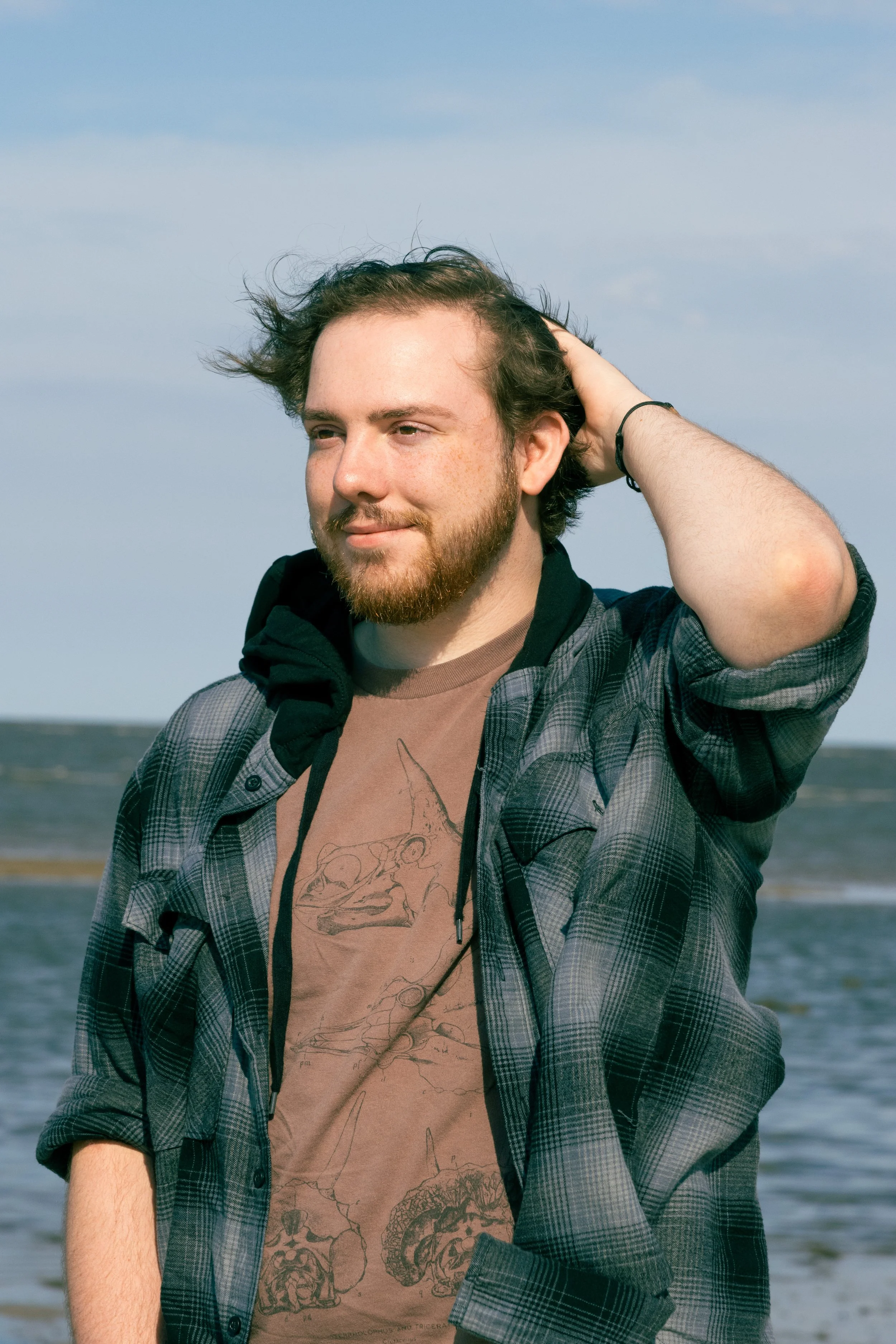 Daniel Swain is a southern Delaware local with a fascination of both horseshoe crabs and wildlife generally (past and present - he's quite the fan of dinosaurs). Introduced to ceramics in grade school, he decided to pursue it further in college and n