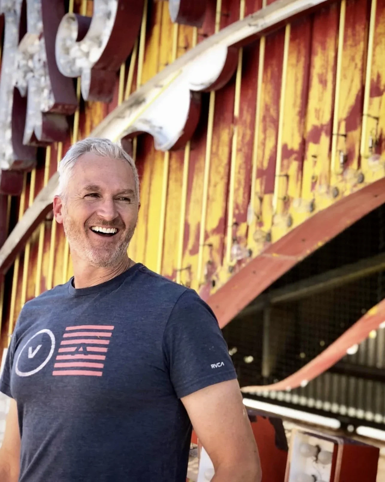 Jeff Strong from Art for Dudes worked for Discovery Channel for 22+ years as their Creative Director and, along the way, was afforded an opportunity to explore the world in a way few are.  A never-ending blur of great whites, mummies, adventure races