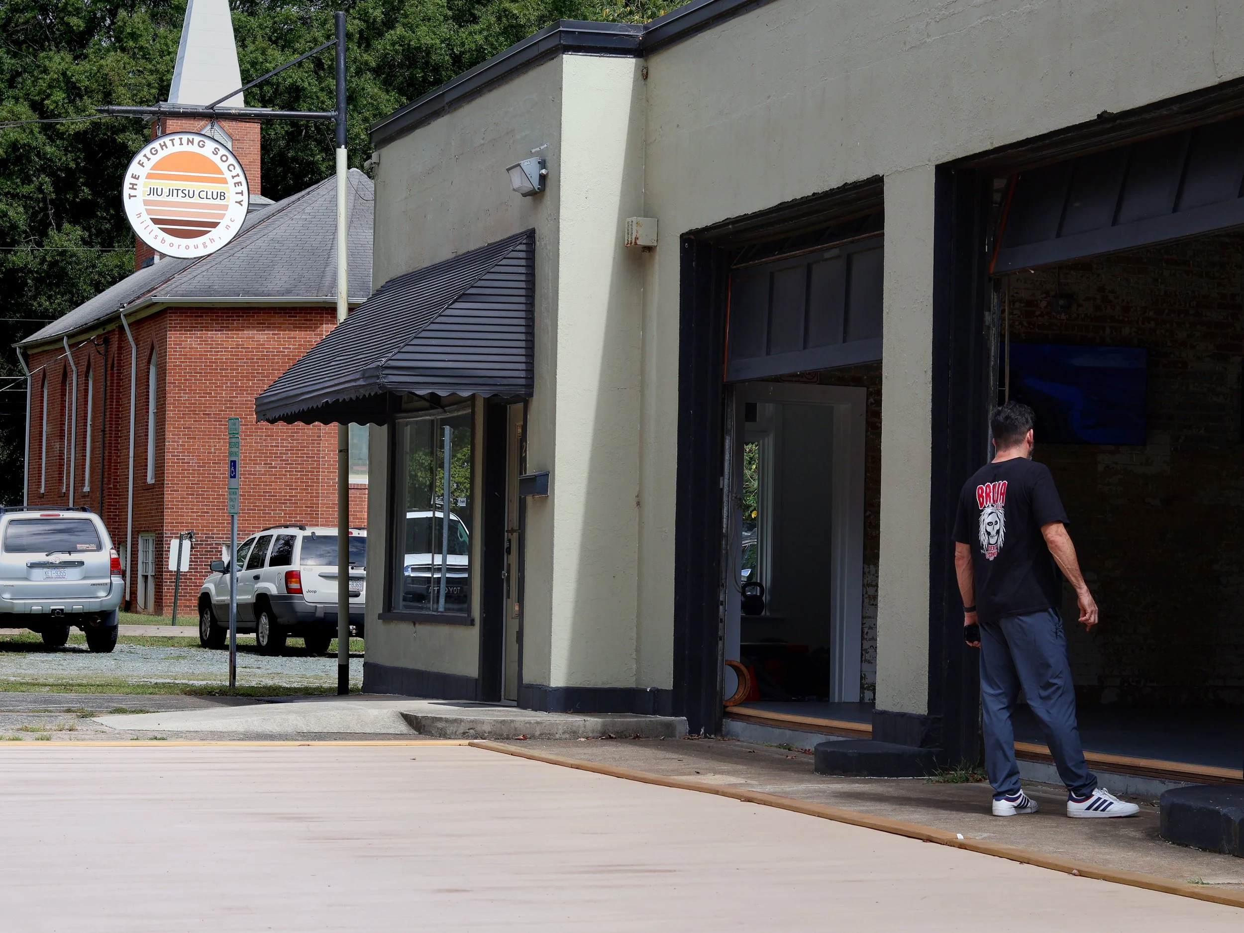 IMG_2855 storefront 1.jpg