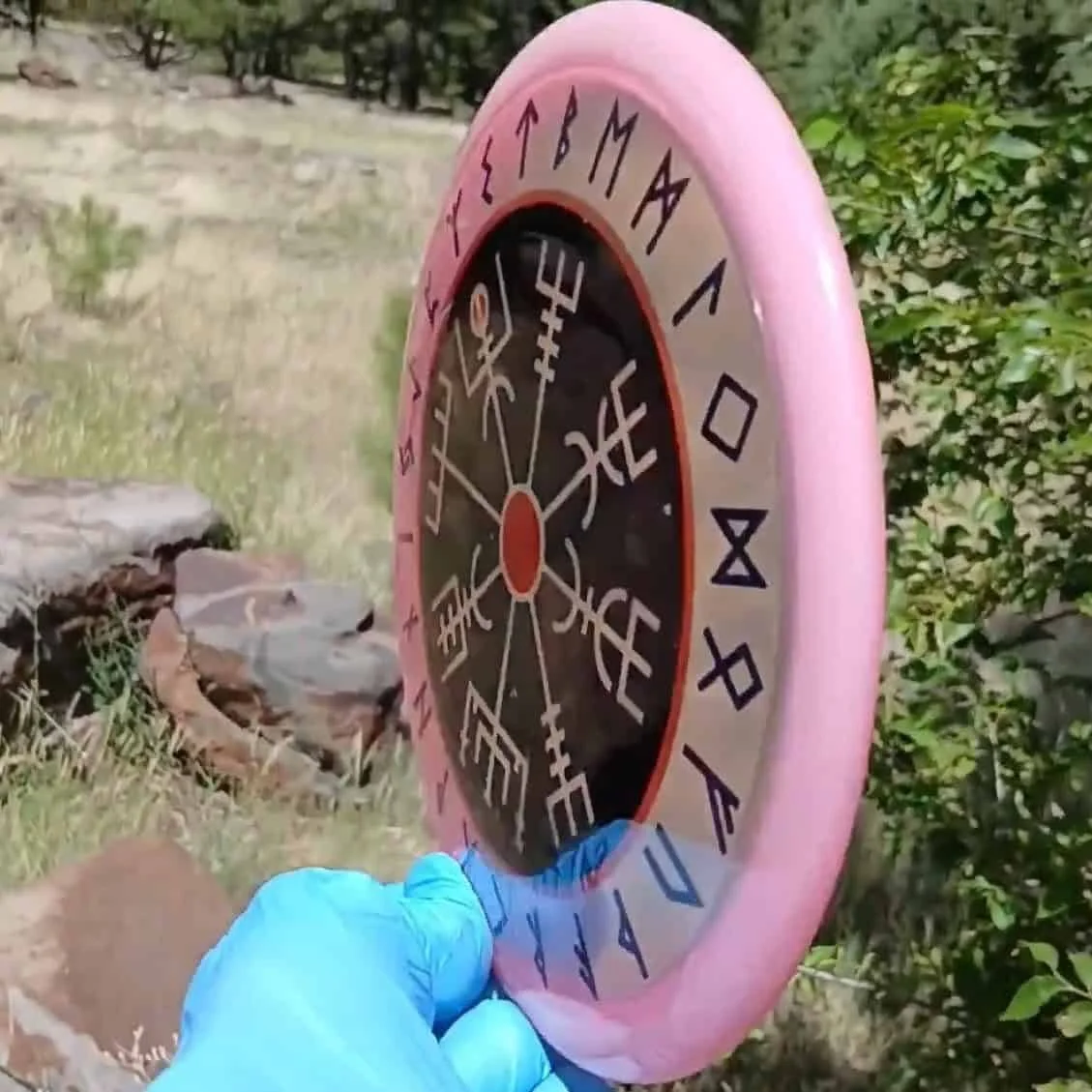 Active_Premium_Tailor_Vegvisir_Compass_midrange_side_view.jpg