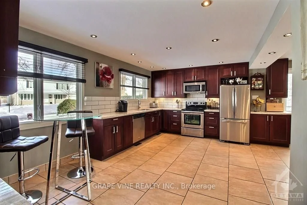 2342 Rembrandt Rd Kitchen