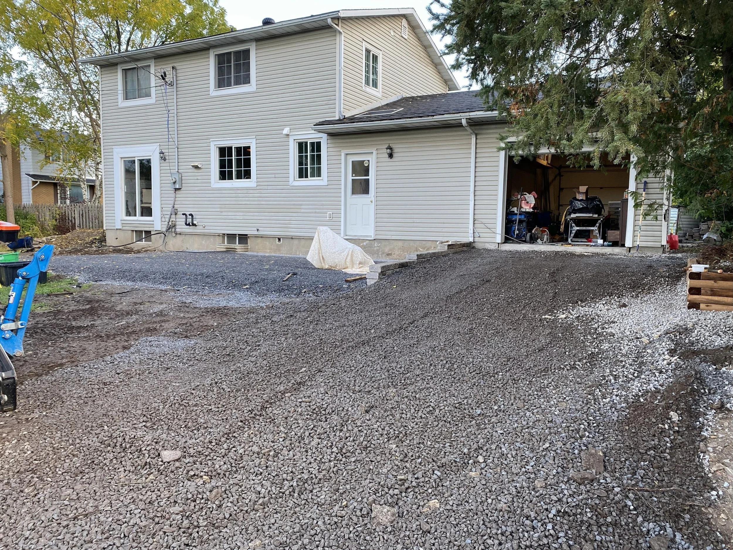 32 Butterwick St backyard during